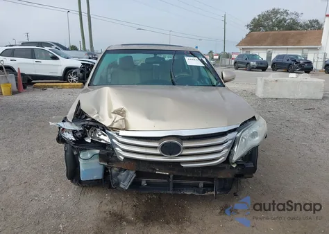 2011 Toyota Avalon z USA, uszkodzony, nr VIN 4T1BK3DB7BU403948